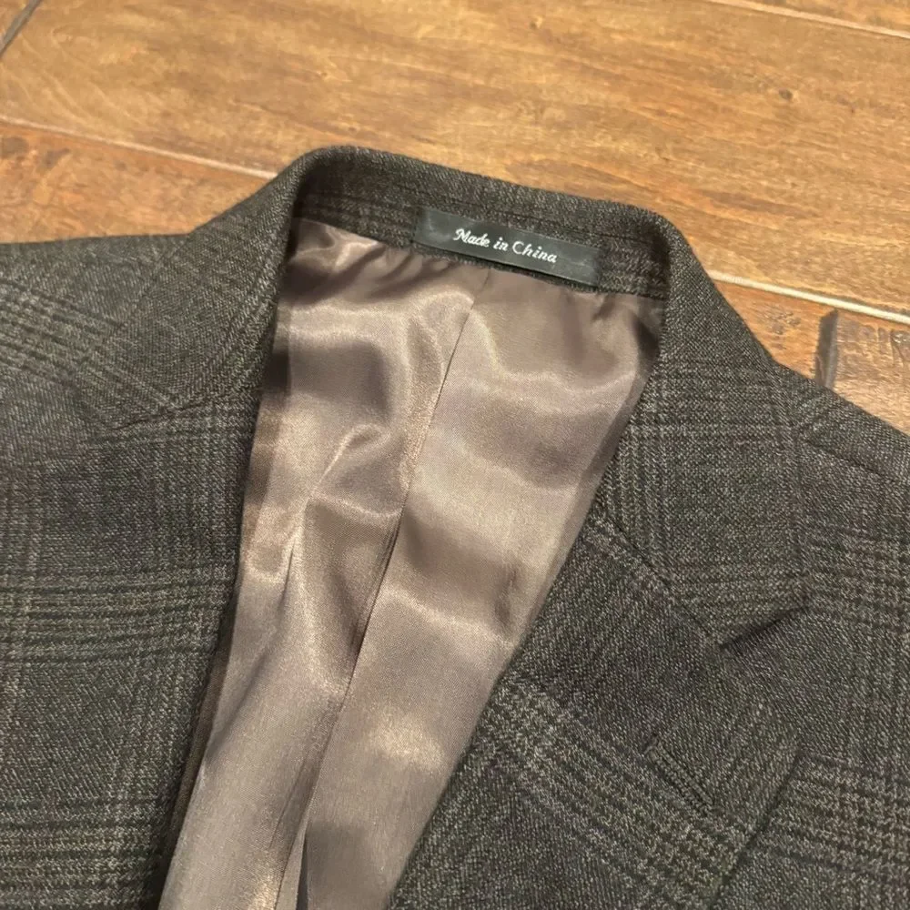 Calvin Klein Men's 44L Gray Plaid Two Button Wool Sports Coat Blazer Jacket